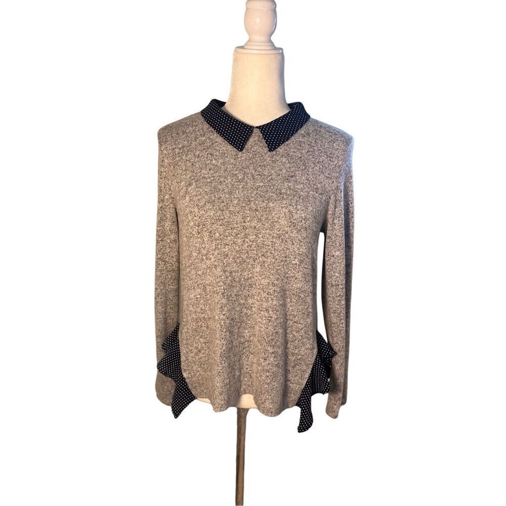 Monteau gray knit long sleeve top with navy blue and white polka dot collar and